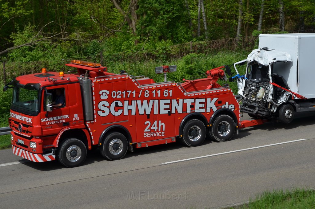 Schwerer VU A 1 Rich Saarbruecken kurz vor AK Leverkusen P8963.JPG - Miklos Laubert